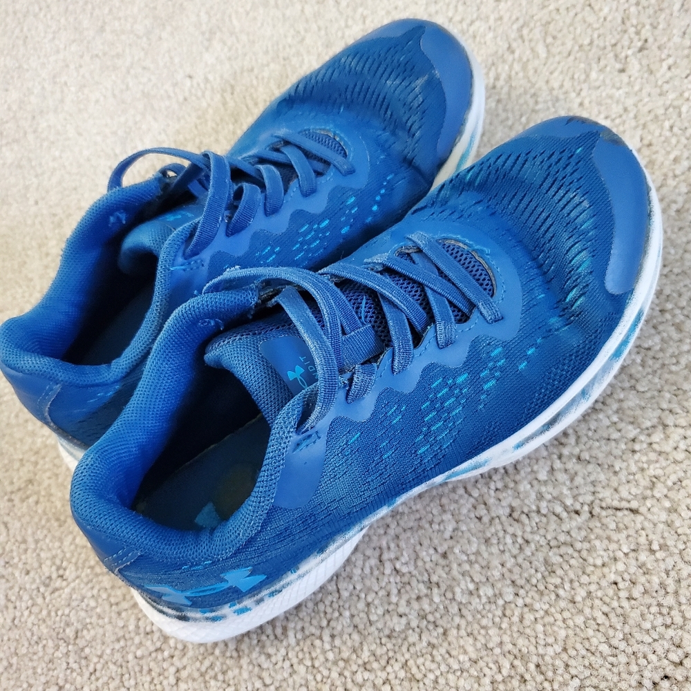 Boy's Under Armour Sneaker